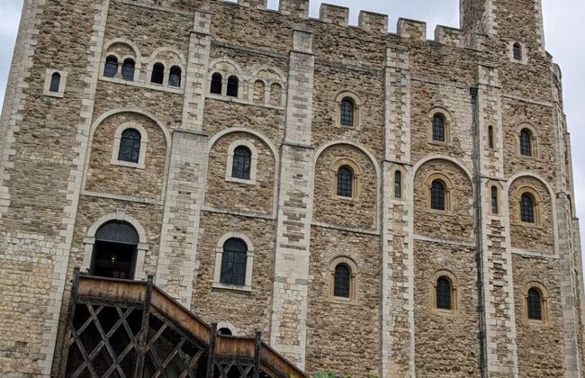 Year 12 Historians visit the Tower