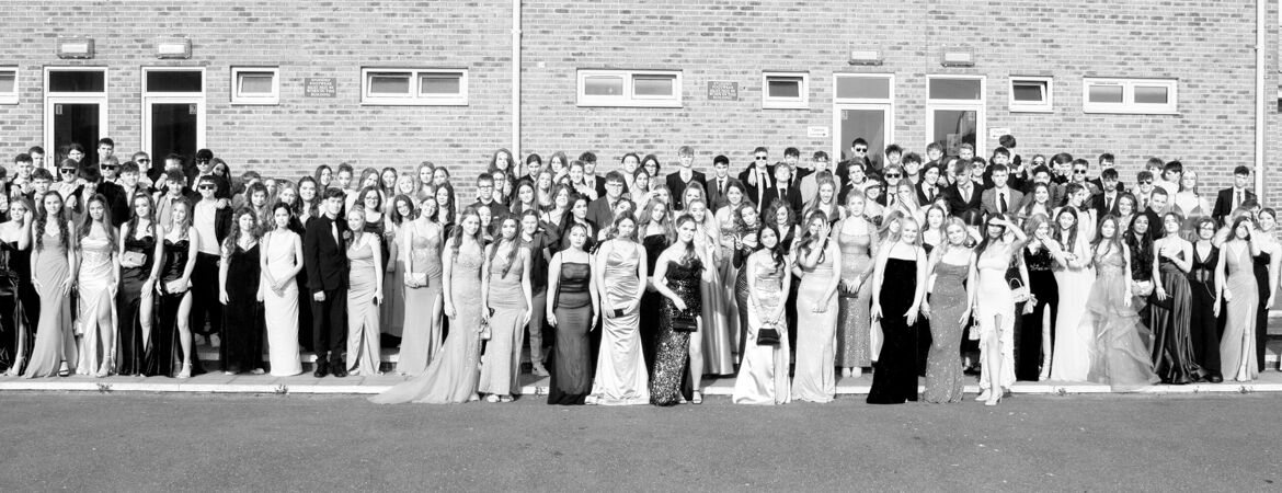 Year 11 Celebrate at Prom